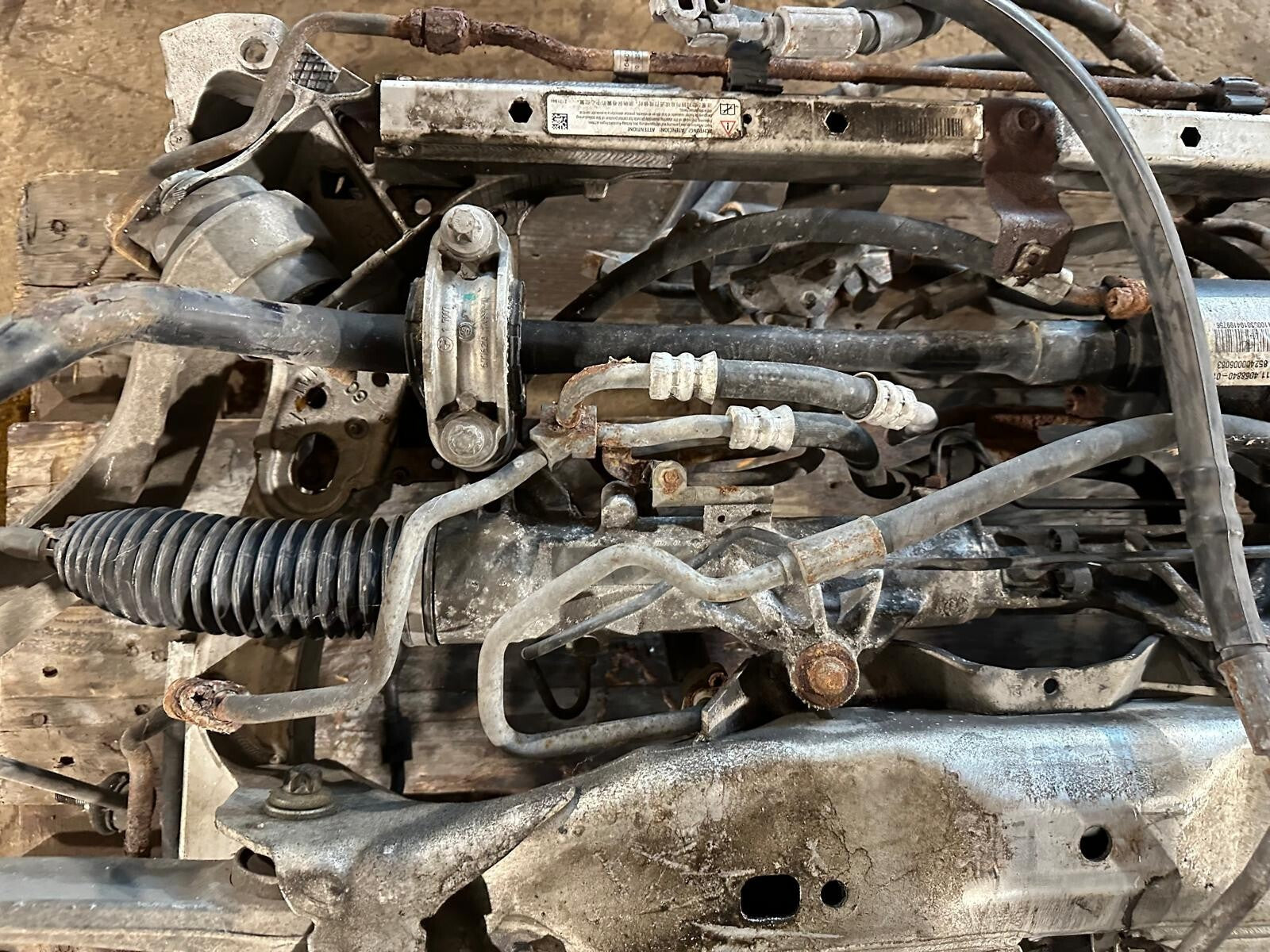 BMW 750i F01 Vorderachsträger mit Anbauteilen Lenkgetriebe etc...