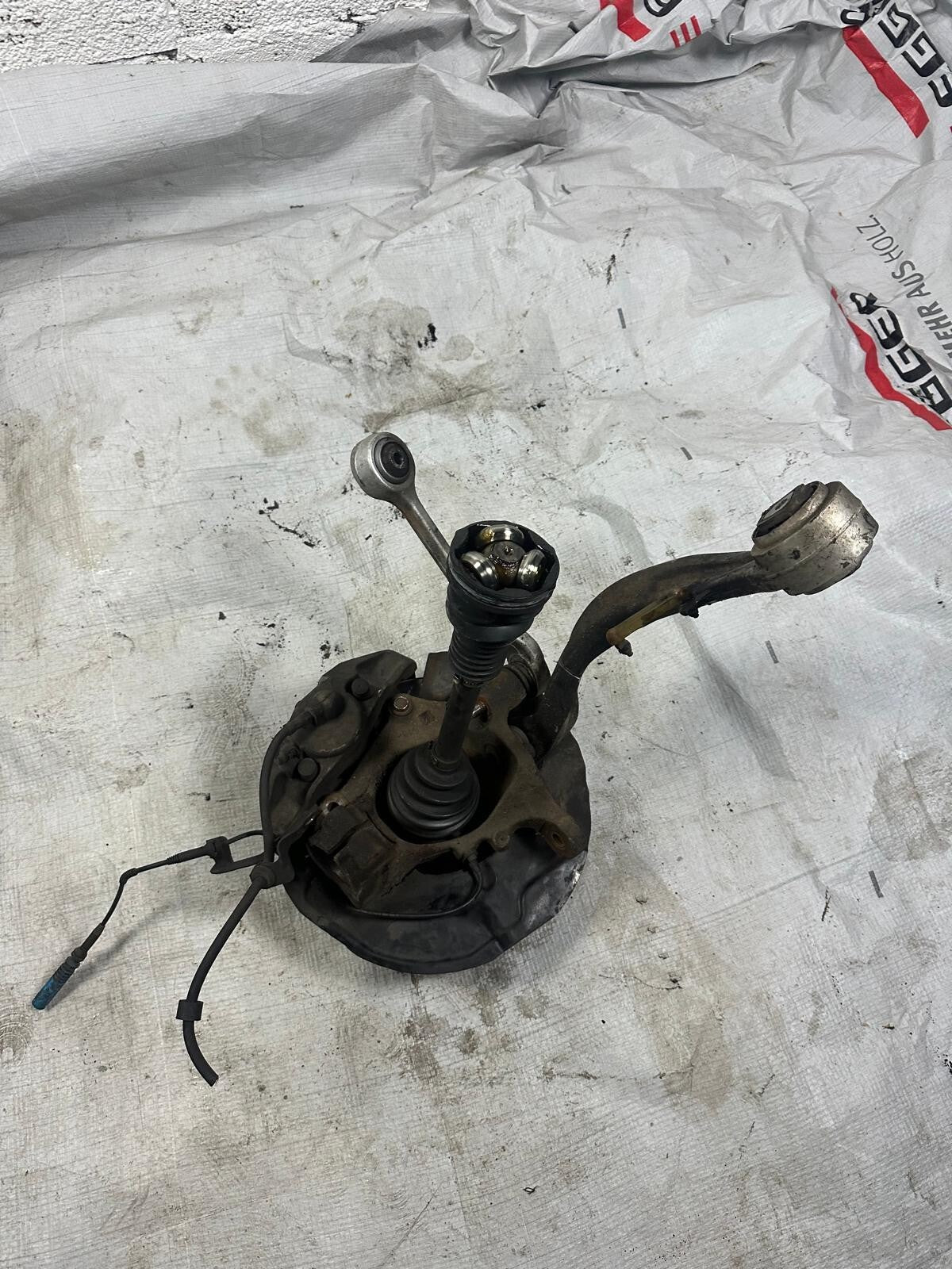 BMW 5er E61 E60 Allrad 530xd 525xd Achsschenkel Radlager vorne rechts – 6768315