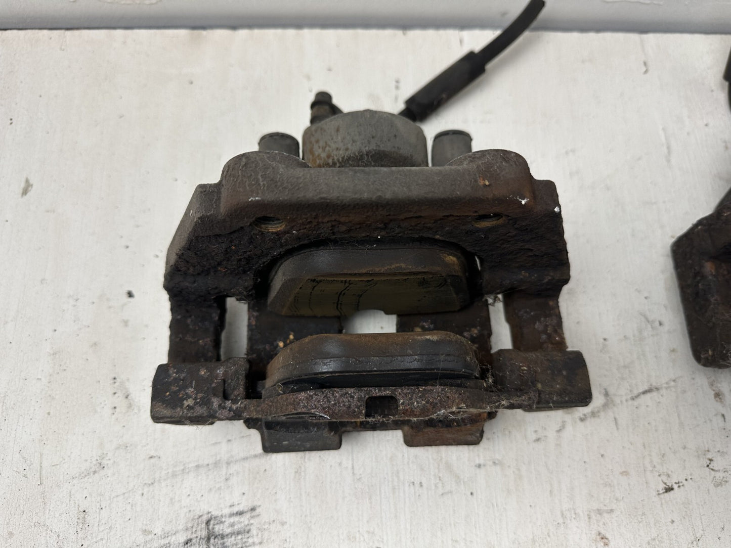 BMW 7er F01 750i Bremssattel Hinten Links +Rechts