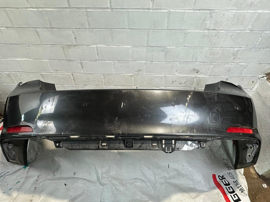 Original BMW Heckstoßstange F01 F02 F04 – Sophistograu Metallic (Lackcode A90) –
