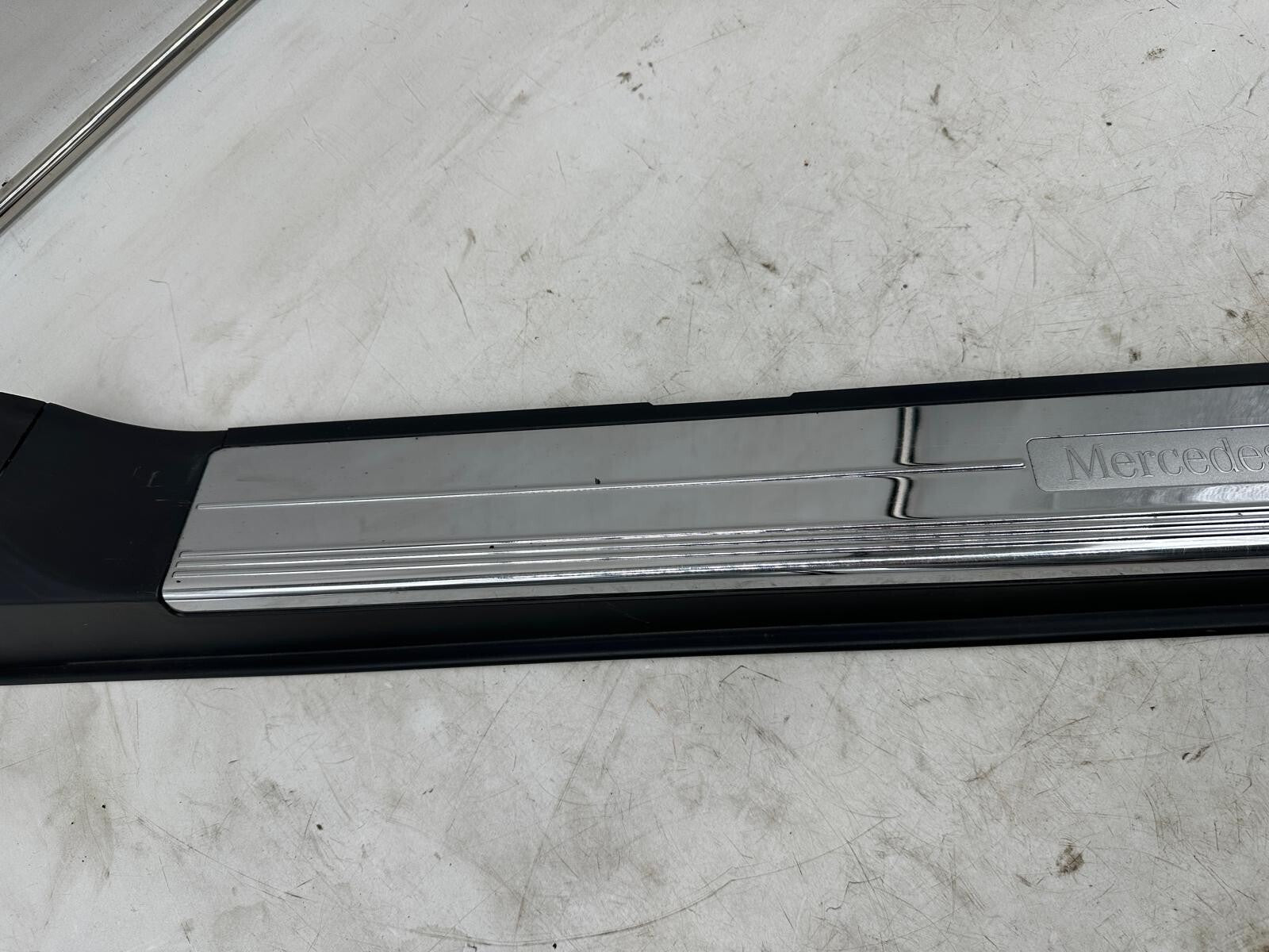 Mercedes-Benz CL/W215 Einstiegsleiste links vorne – A2156801535