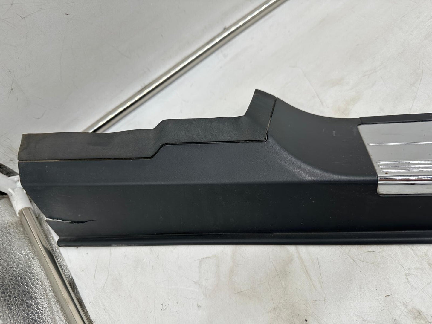 Mercedes-Benz CL/W215 Einstiegsleiste links vorne – A2156801535