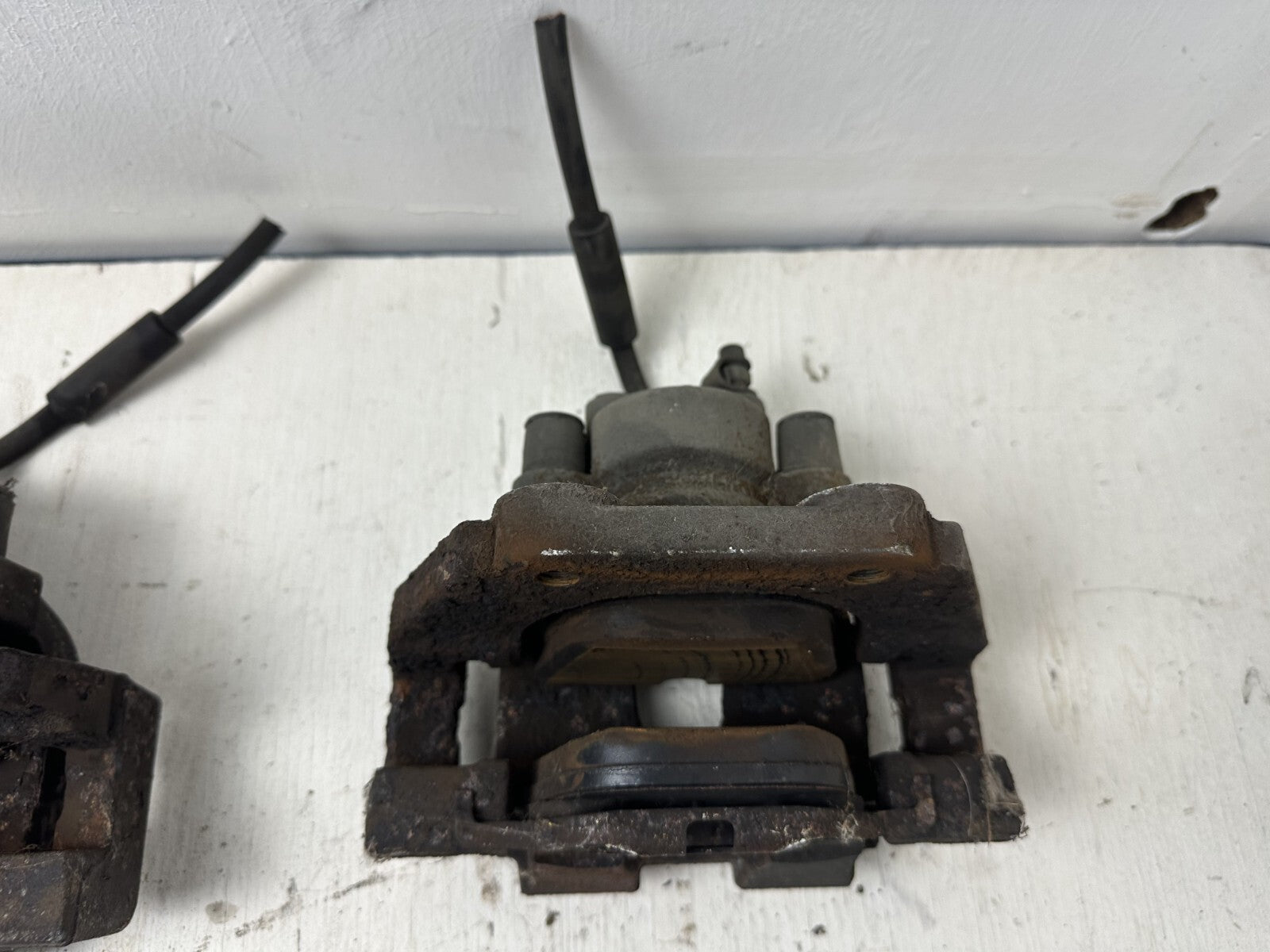 BMW 7er F01 750i Bremssattel Hinten Links +Rechts