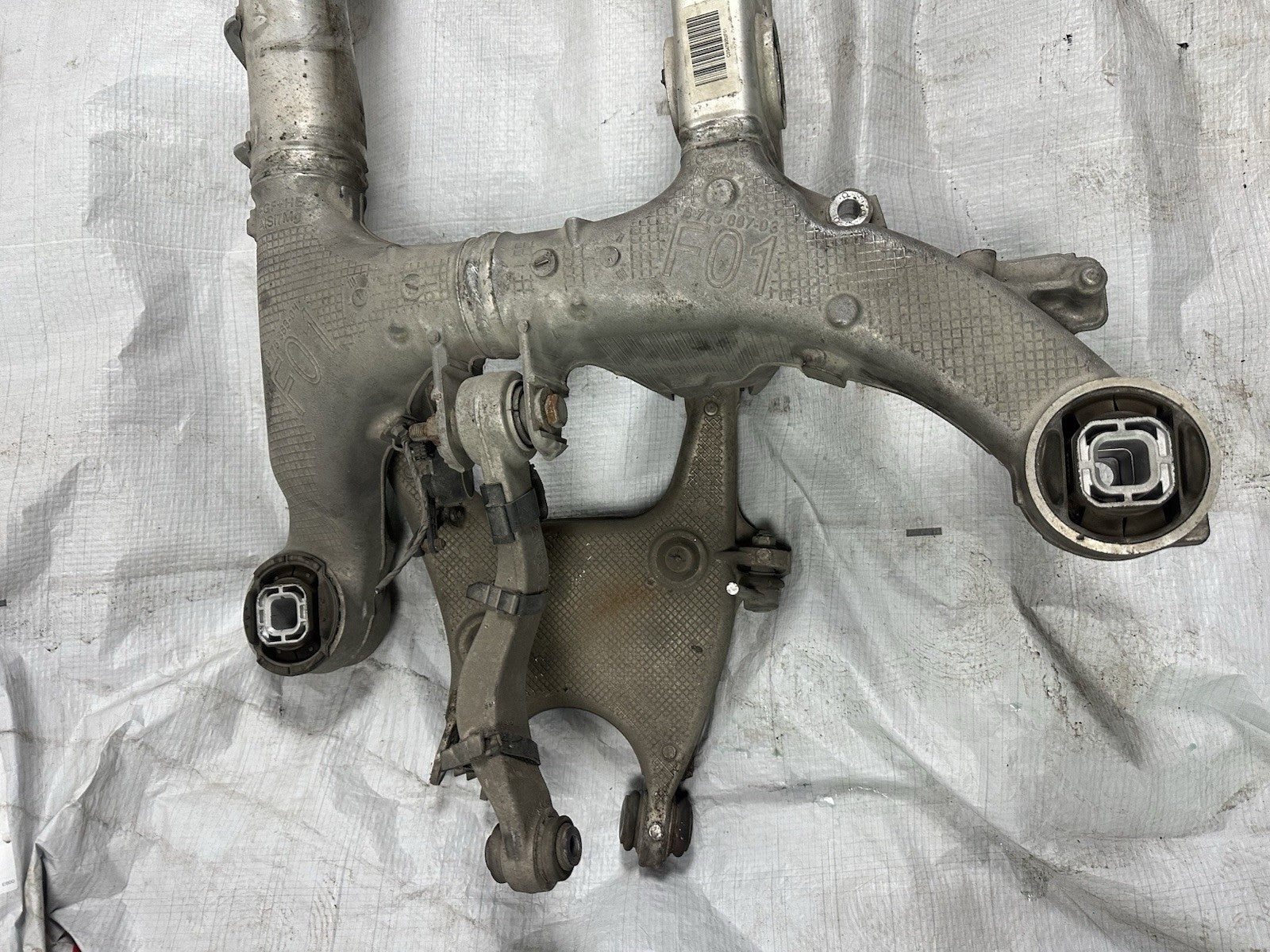 Achsträger BMW 7 730d F01 33316794666 hinten 3.0 155 KW 211 PS Diesel 12-2010