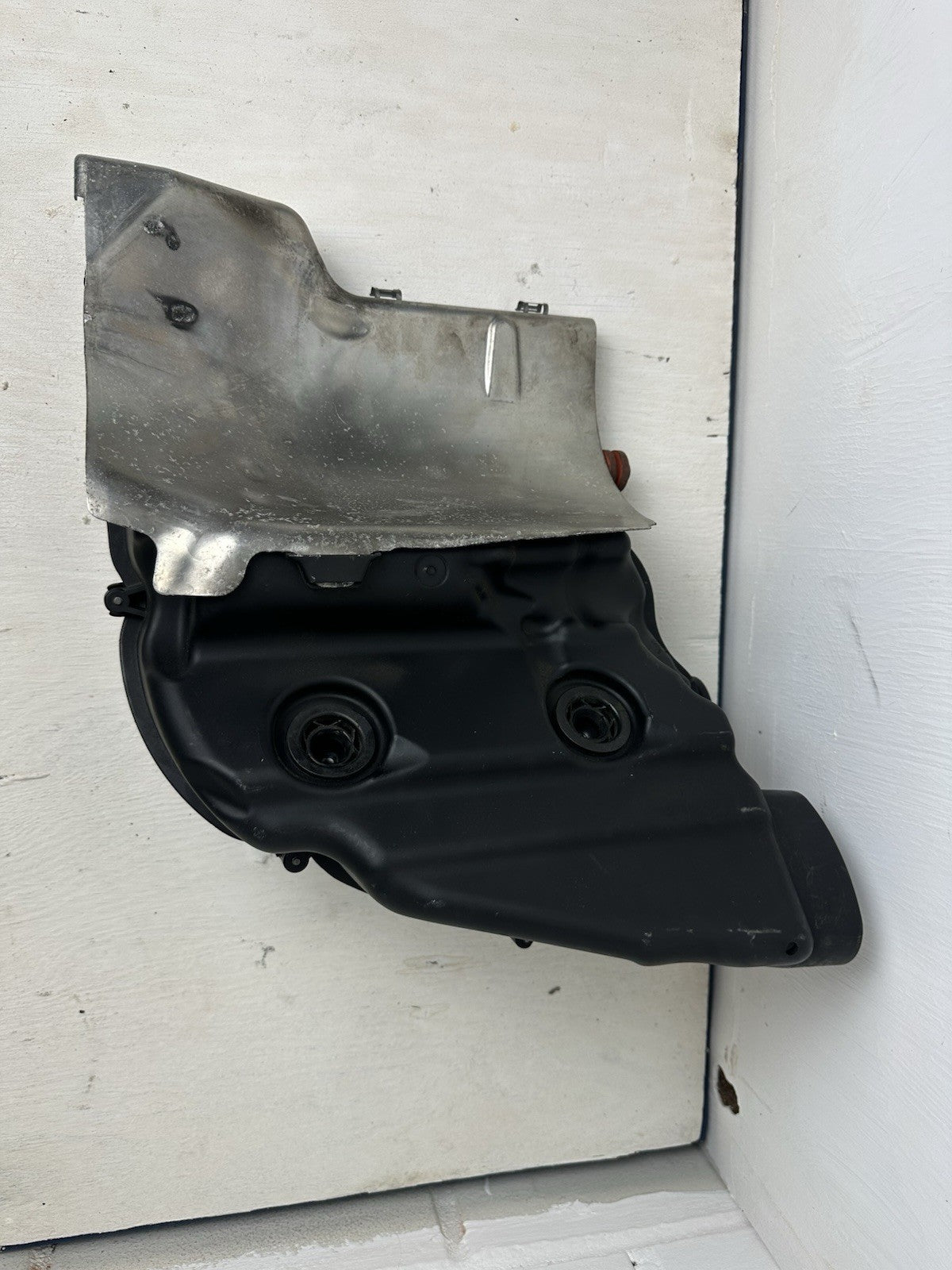 Ansauggeräuschdämpfer BMW 7er F01 750i 5er F10 550i Luftfilterkasten 7577467