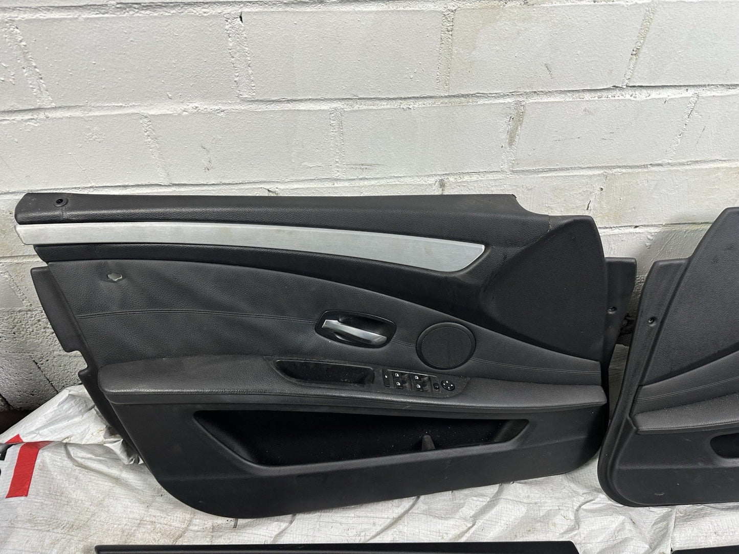 Innenausstattung komplett BMW E61 5er Touring Facelift Leder Sportsitze schwarz