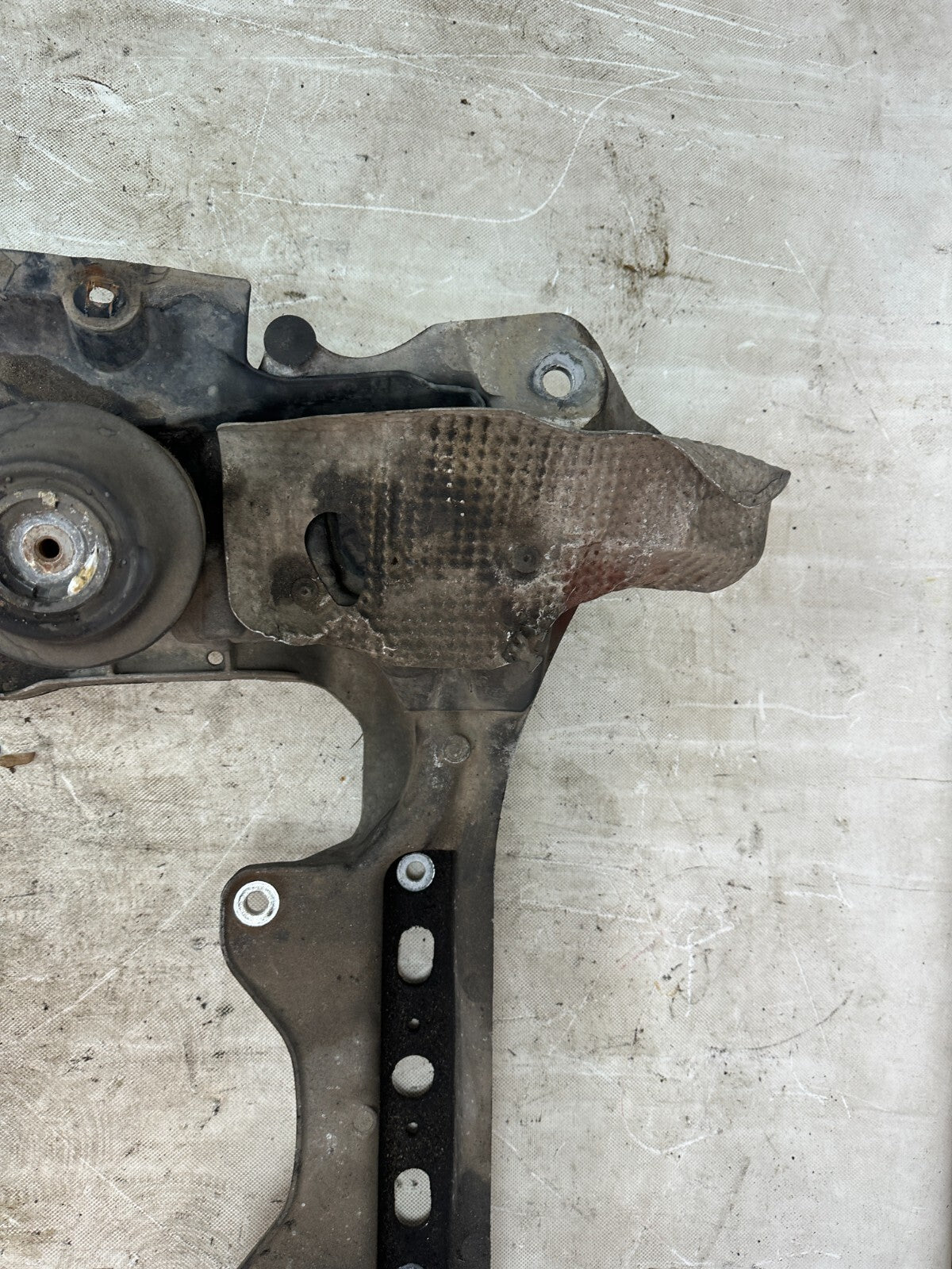 Mercedes Benz W215 CL500 Vorderachse Aluträger A2206280257