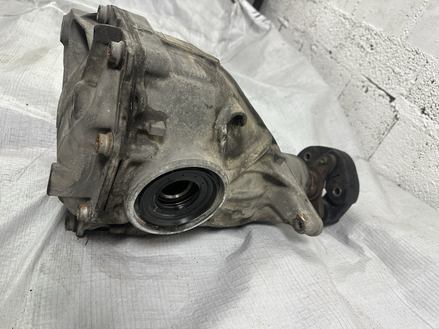 BMW F01 750i Hinterachs-Differential – Übersetzung 3.46 – 115.000 km – 7577097