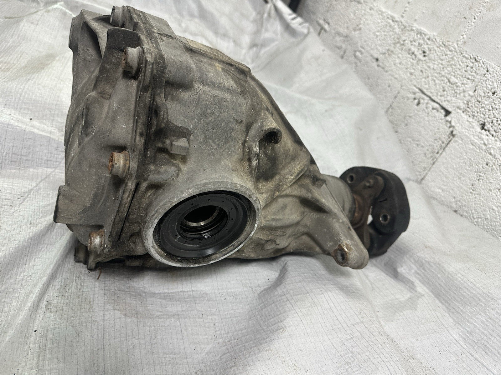 BMW F01 750i Hinterachs-Differential – Übersetzung 3.46 – 115.000 km – 7577097