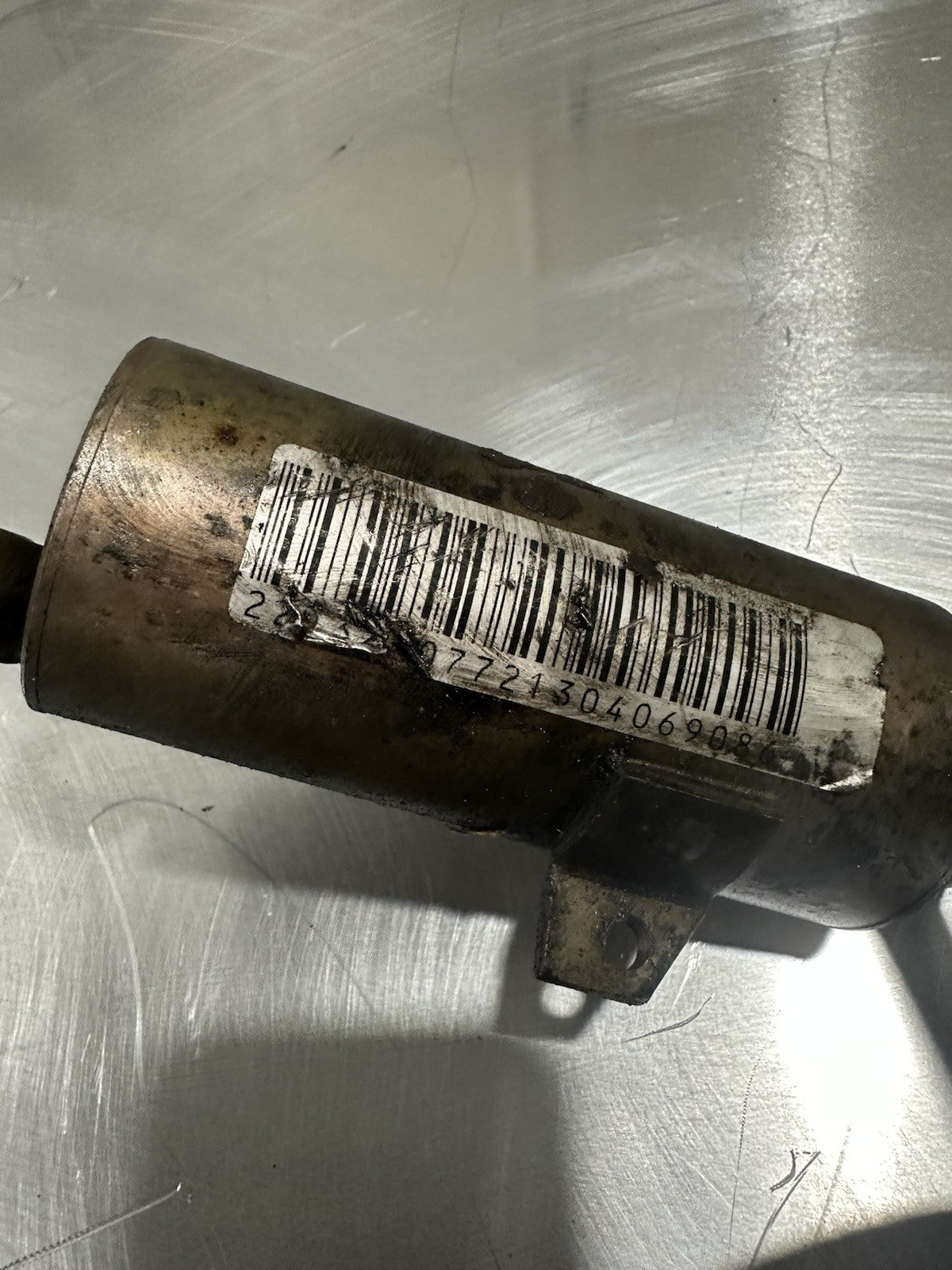 Mercedes W215 W220 R230 Pulsationsdämpfer ABC Pumpe Fahrwerk 2303205353 Original