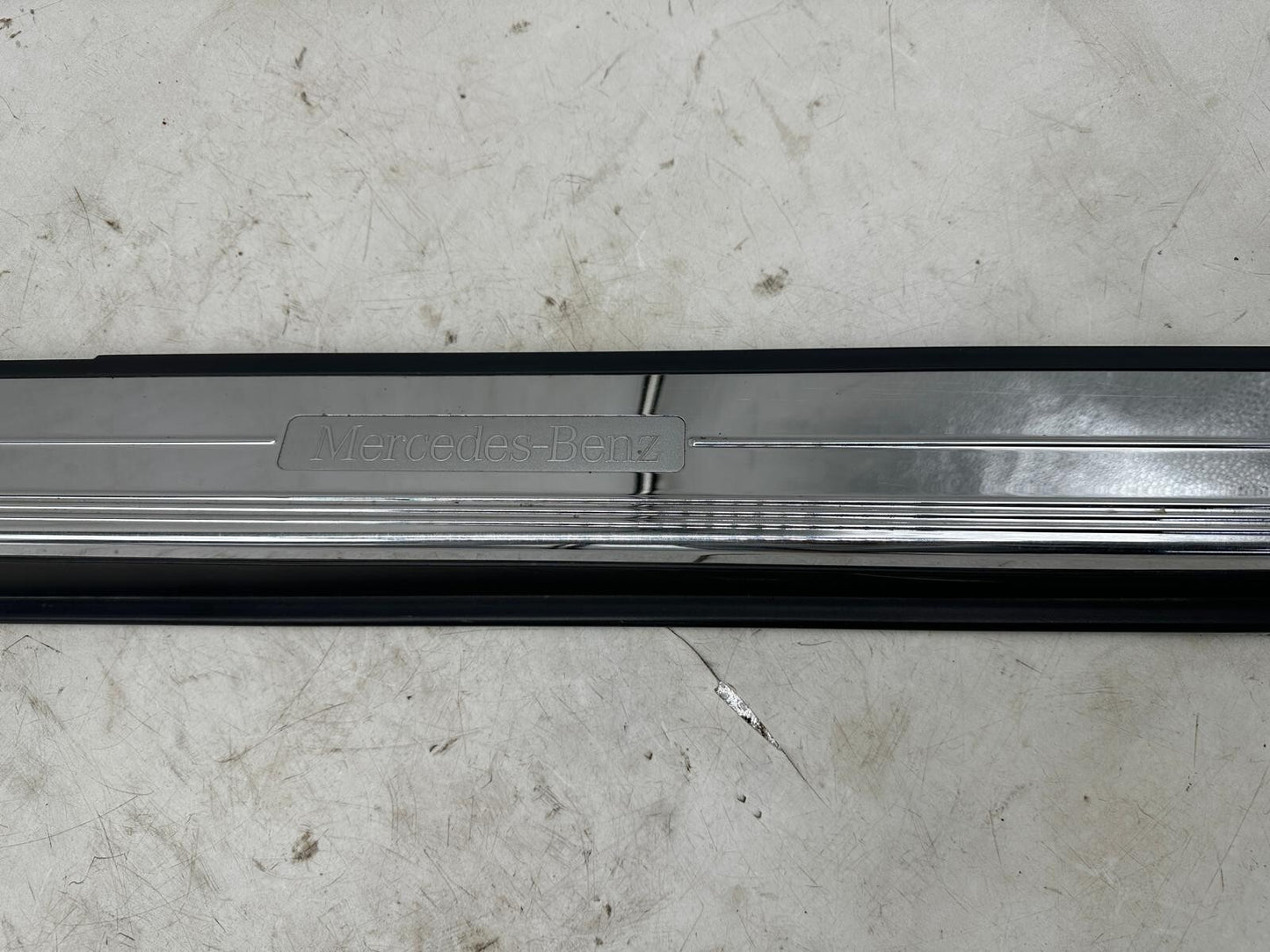 Mercedes-Benz CL/W215 Einstiegsleiste links vorne – A2156801535