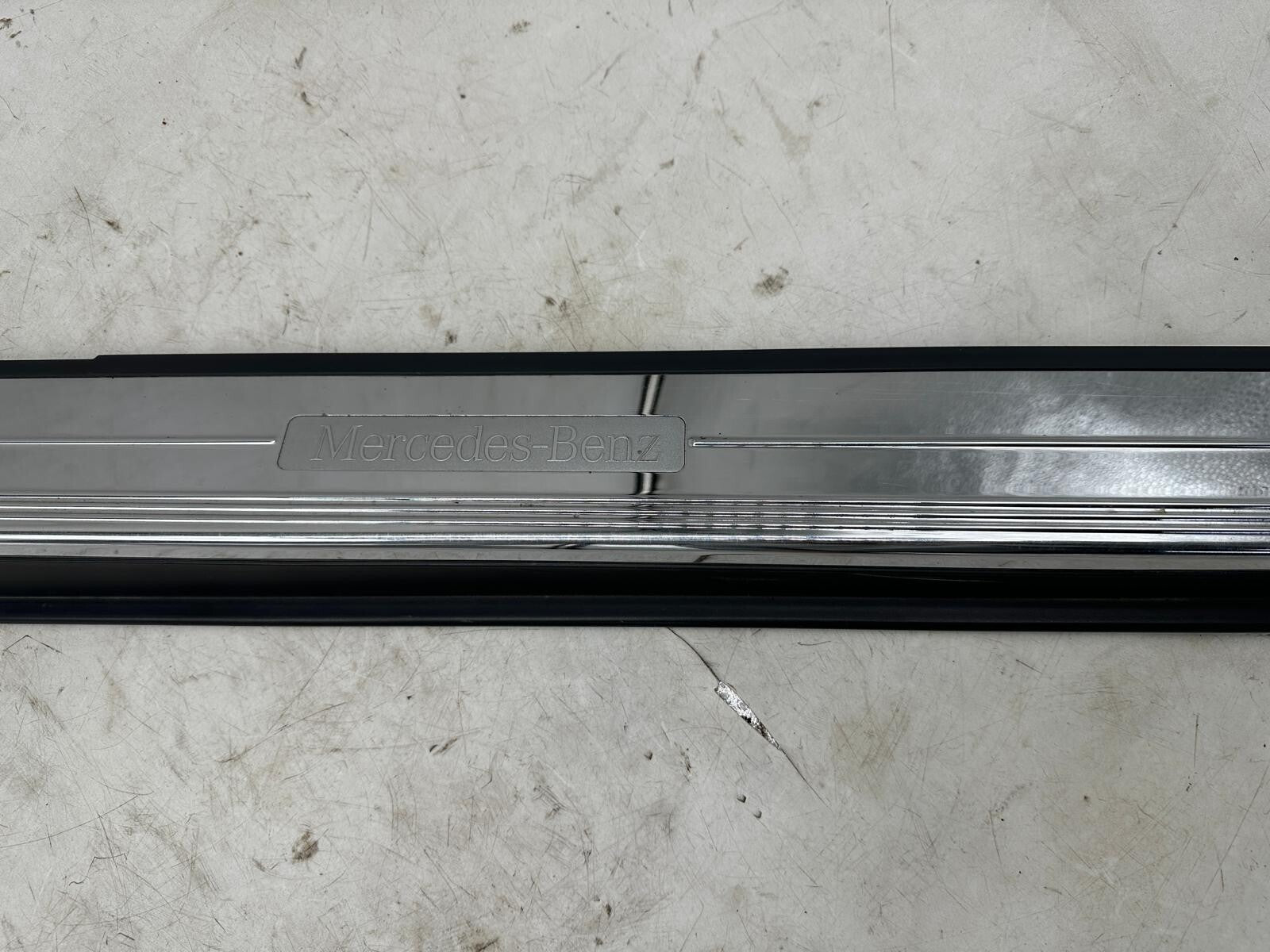 Mercedes-Benz CL/W215 Einstiegsleiste links vorne – A2156801535