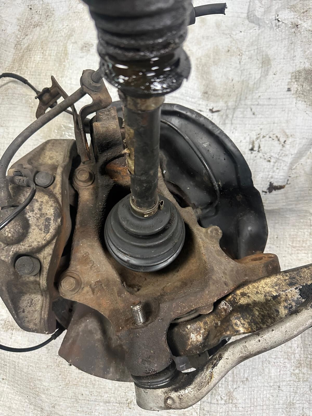BMW 5er E61 E60 Allrad 530xd 525xd Achsschenkel Radlager vorne links – 6768315