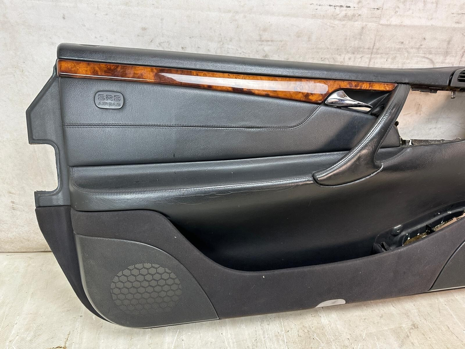 Original Mercedes-Benz CL W215 Türverkleidung links– Leder – A2157200570