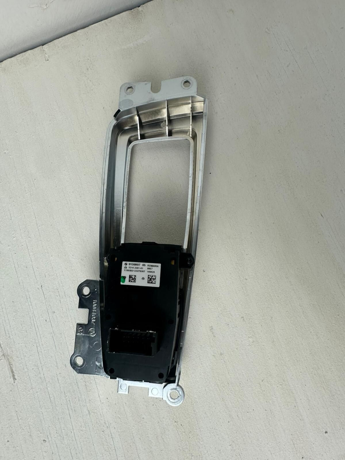 BMW 7er F01 F02 F03 F04 + LCI Schalter Parkbremse Handbremse 9159997