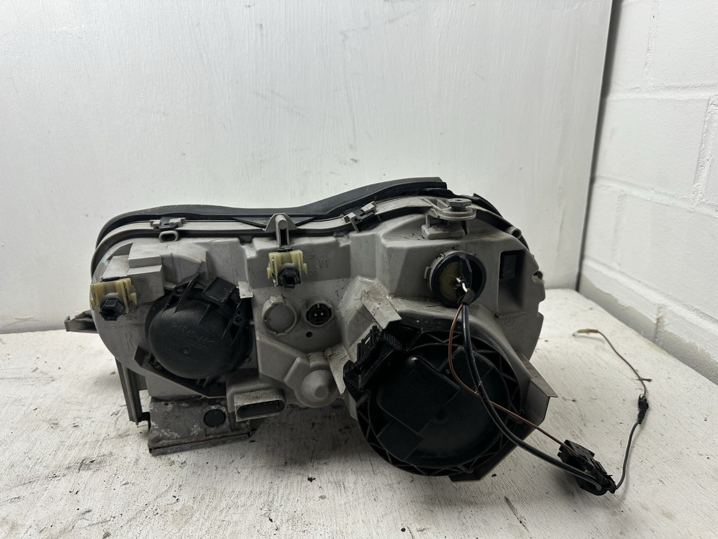 Mercedes W215 Coupe CL Xenon Scheinwerfer Links Komplett 2158200261 0301165272