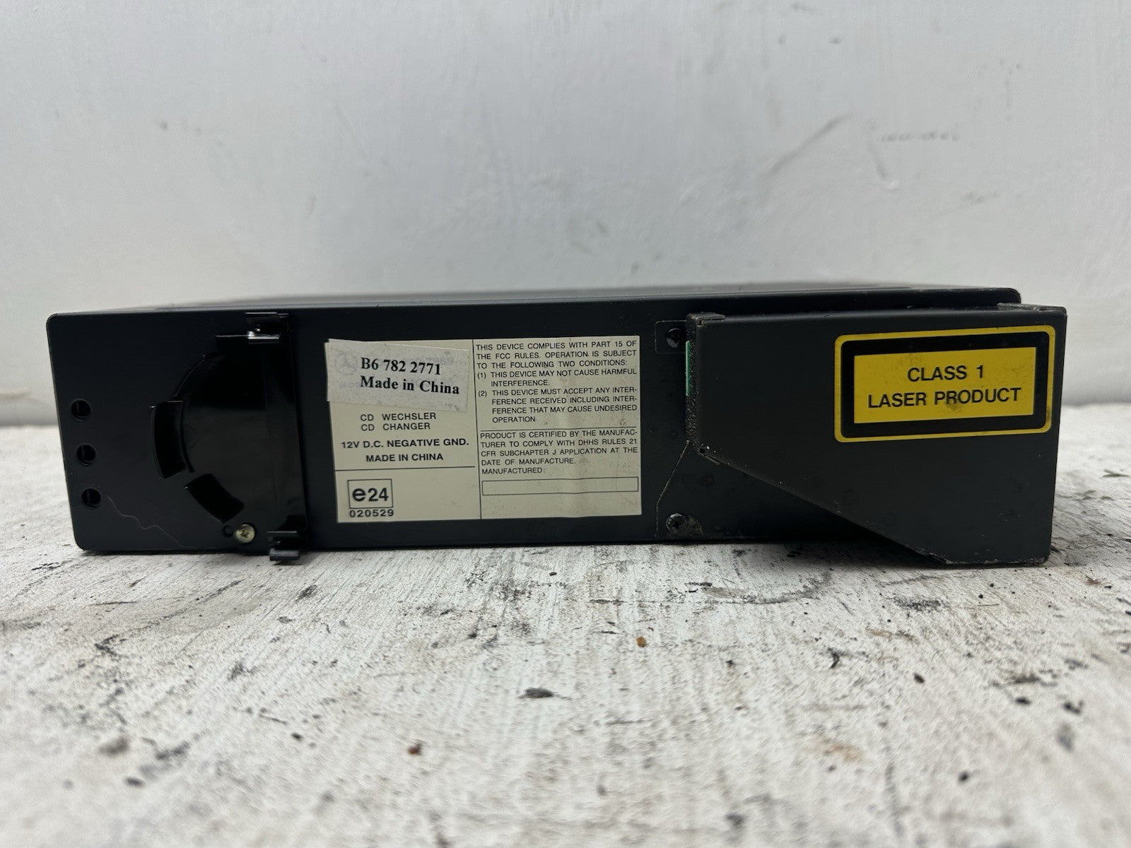 Mercedes Benz W215 W203 W220 MOPF CD-Wechsler Wechsler 6 Fach 2038209089 MC3010