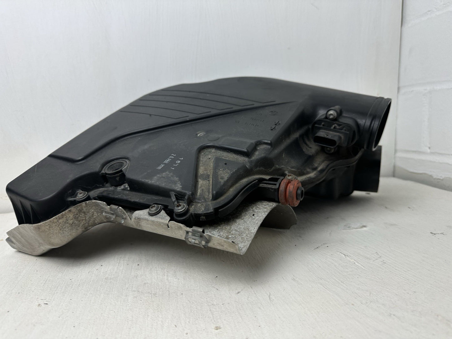 Ansauggeräuschdämpfer BMW 7er F01 750i 5er F10 550i Luftfilterkasten 7577467