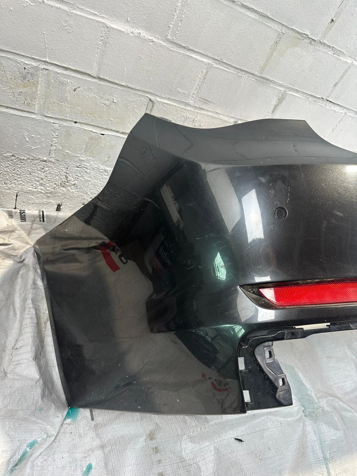 Original BMW Heckstoßstange F01 F02 F04 – Sophistograu Metallic (Lackcode A90) –