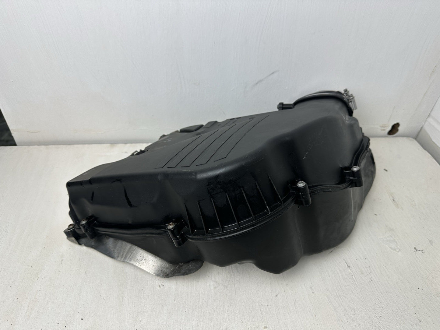 Ansauggeräuschdämpfer BMW 7er F01 750i 5er F10 550i Luftfilterkasten 7577467