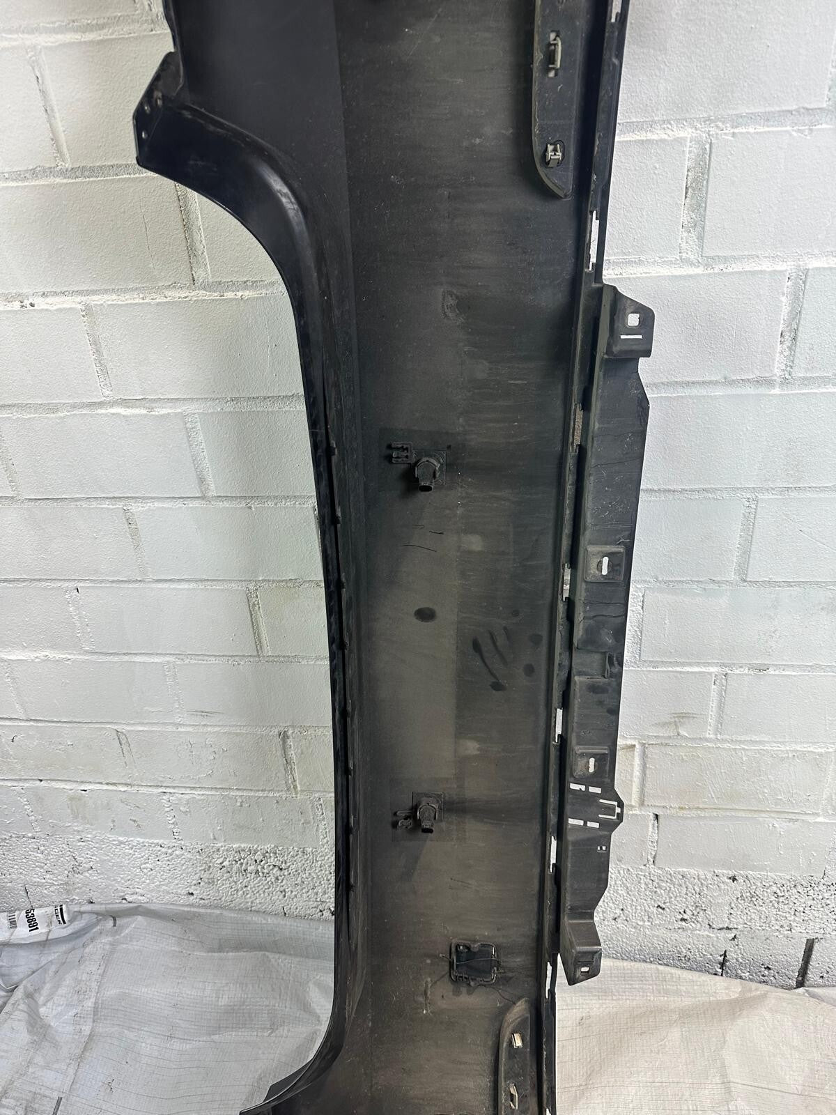 Original BMW Heckstoßstange F01 F02 F04 – Sophistograu Metallic (Lackcode A90) –