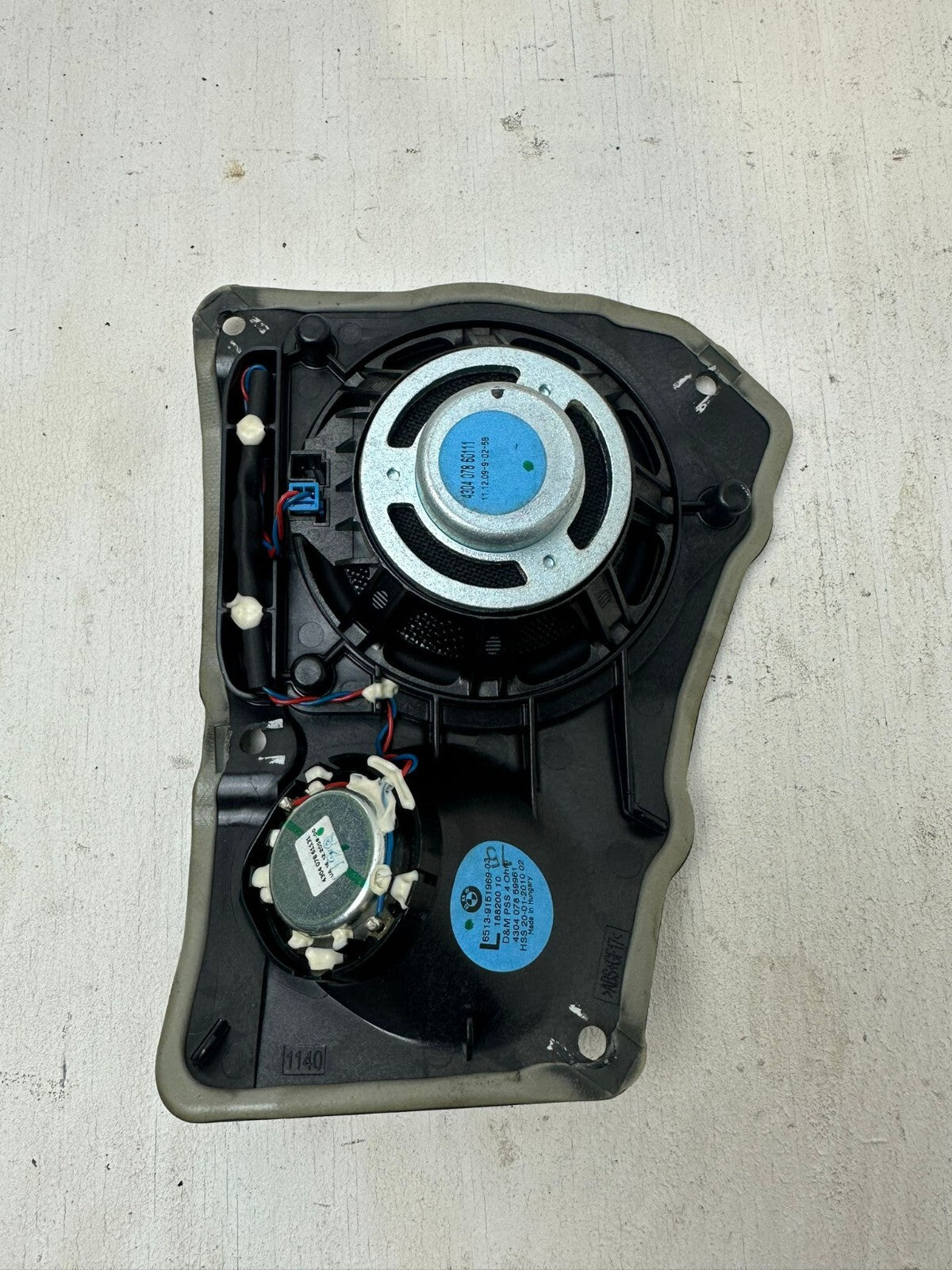 BMW F01 F02 Lautsprecherbox Hifi-System Lautsprecherträger links 9151969