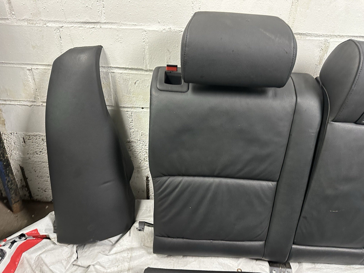 Innenausstattung komplett BMW E61 5er Touring Facelift Leder Sportsitze schwarz