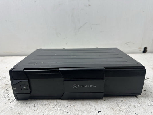 Mercedes Benz W215 W203 W220 MOPF CD-Wechsler Wechsler 6 Fach 2038209089 MC3010