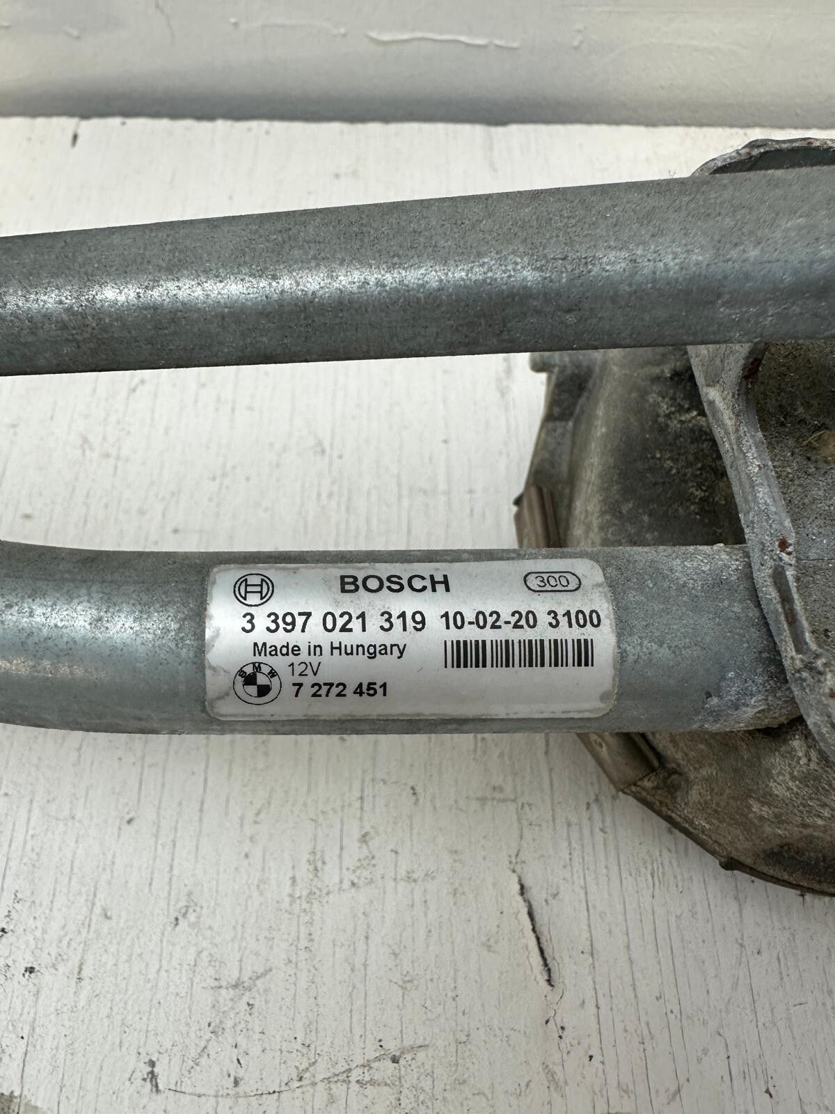 Original BMW Wischermotor vorne – F10 F11 F01 F02 – 7272367 / 7272451