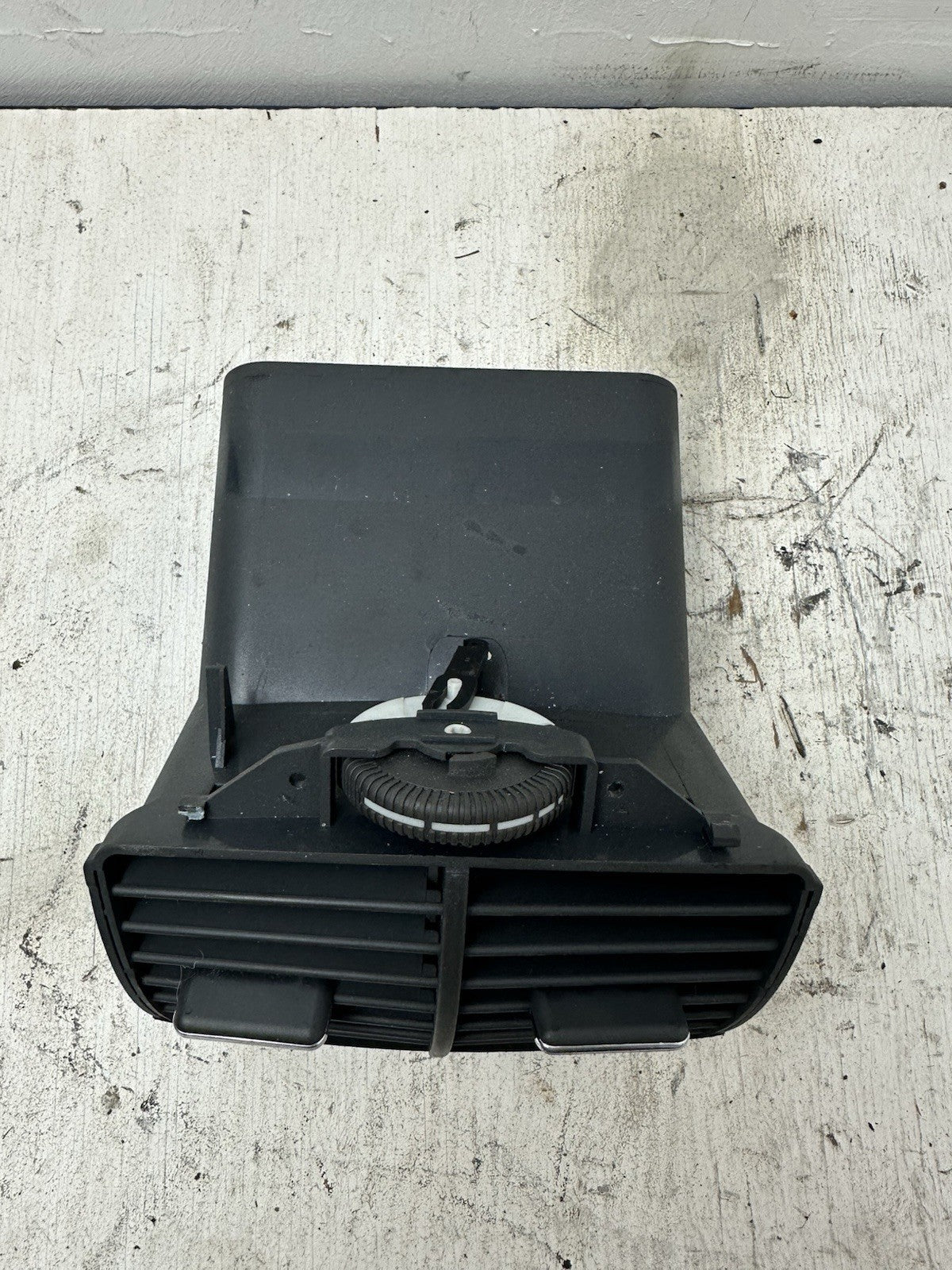 113444 Mercedes-Benz W220 Luftdüse Lüftung Verkleidung Lüftungsdüse A2208300654