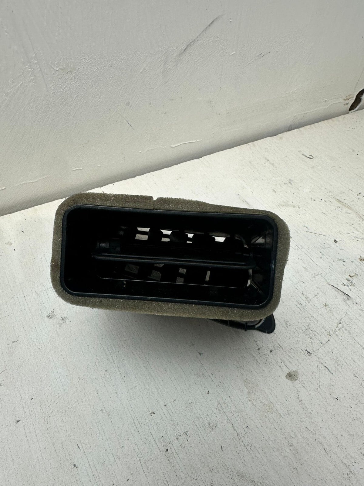 Original BMW 7er F01 F02 FL (LCI) F04 Hybrid – Frischluftgrill / Frischluftdüse