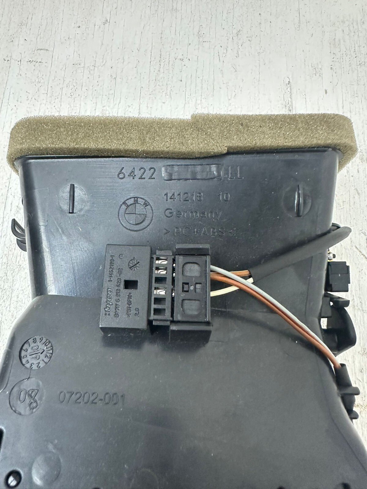 Original BMW 7er F01 F02/04 – Frischluftgrill / Frischluftdüse rechts 9115858