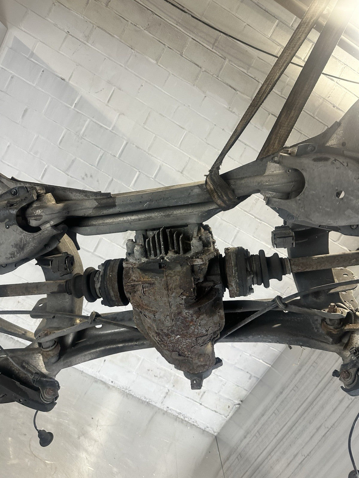 Mercedes W215 CL 500 Achse Achsträger Hinterachse Differential Achsschenkel