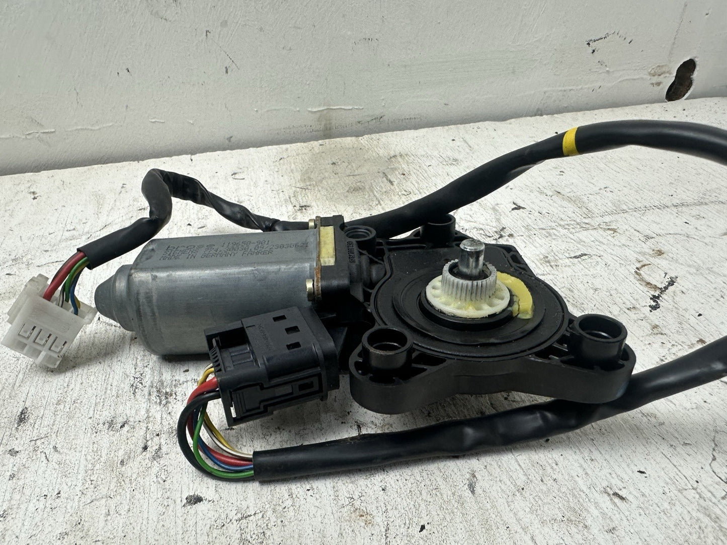 Mercedes-Benz W215 Fensterheber Vorne Links A2208204642