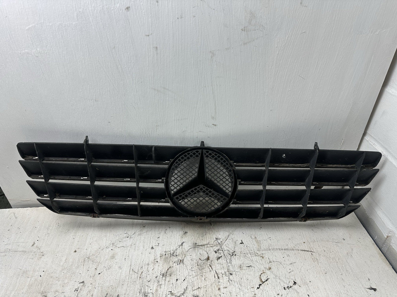 Mercedes W215 CL Kühlergrill AMG Frontgrill A2158880123 