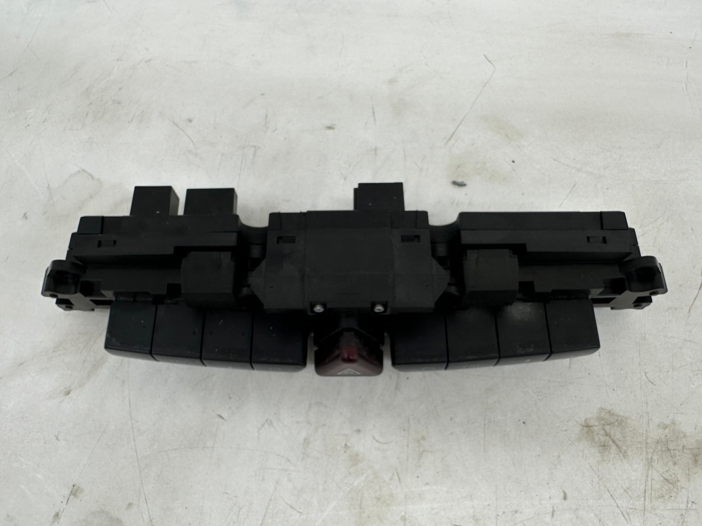 Mercedes CL C215 W215 Warnblinker Schalterleiste Facelift 2158209110
